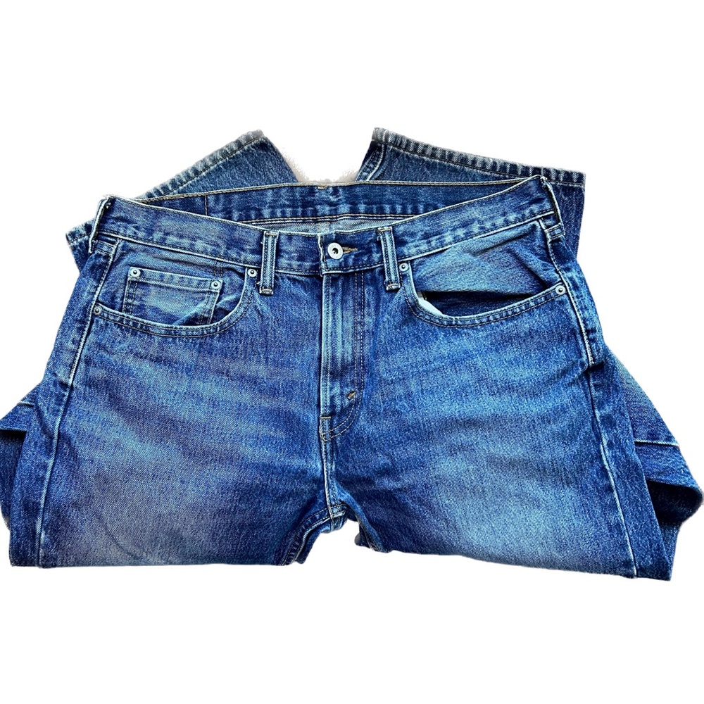 Blue Levi Strauss & Co. 559 W33 L30